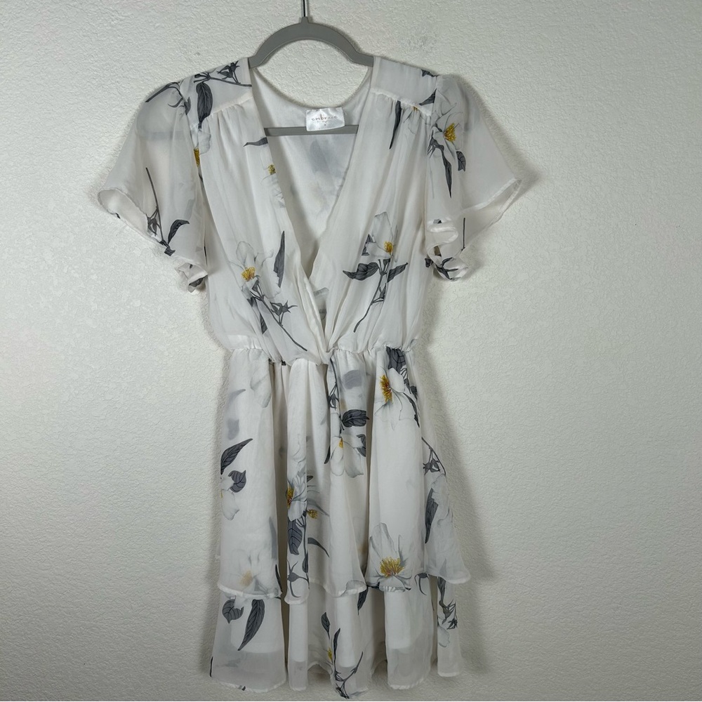 VTG Embrace Women Sz M floral tiered flutter sleeve romantic Cottagecore tunic